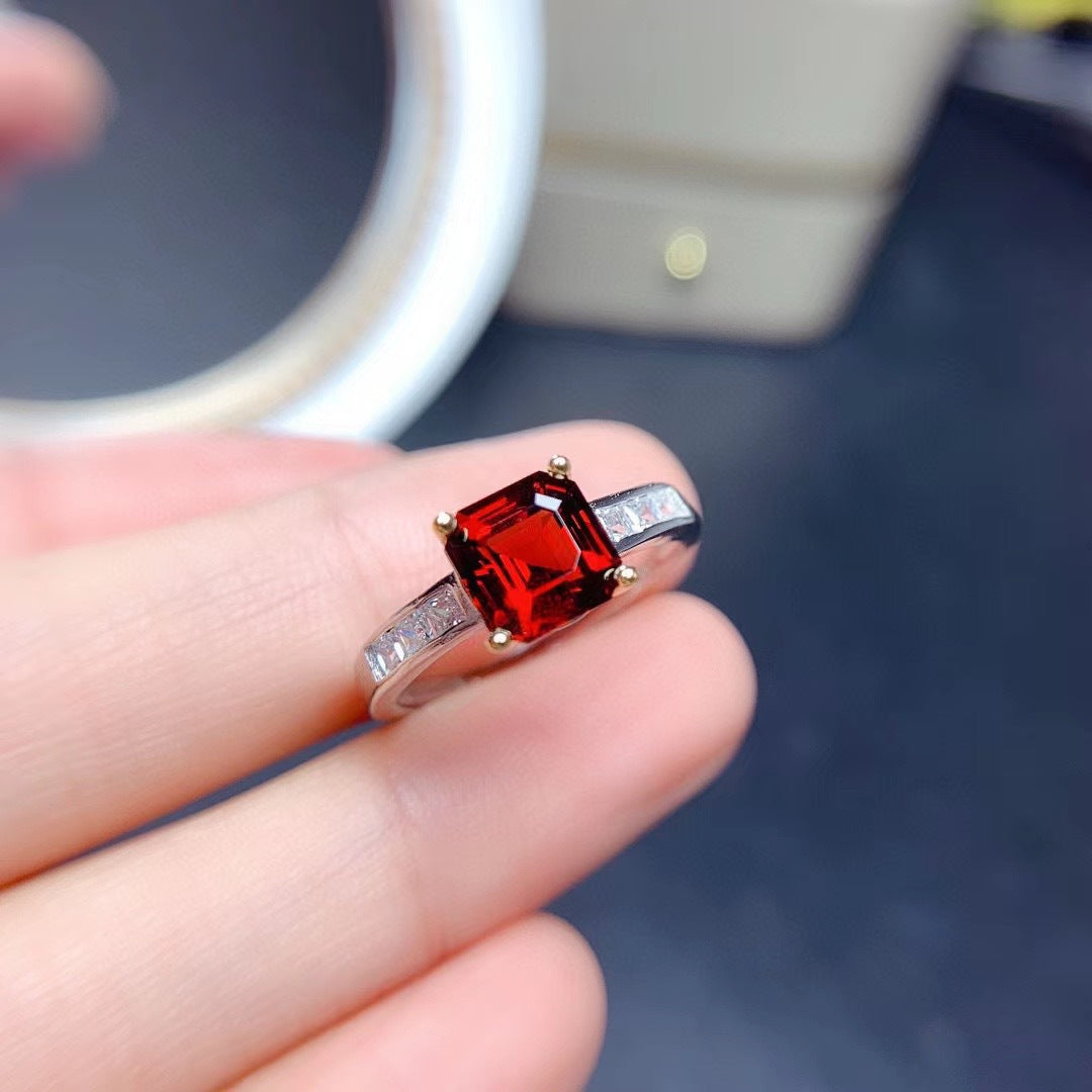 925 Silver Inlaid Natural Mozambique Garnet Ring