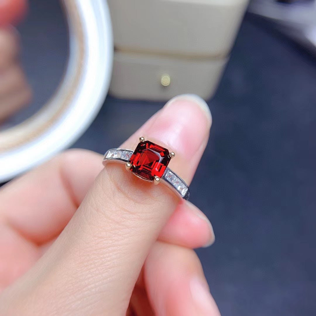 925 Silver Inlaid Natural Mozambique Garnet Ring